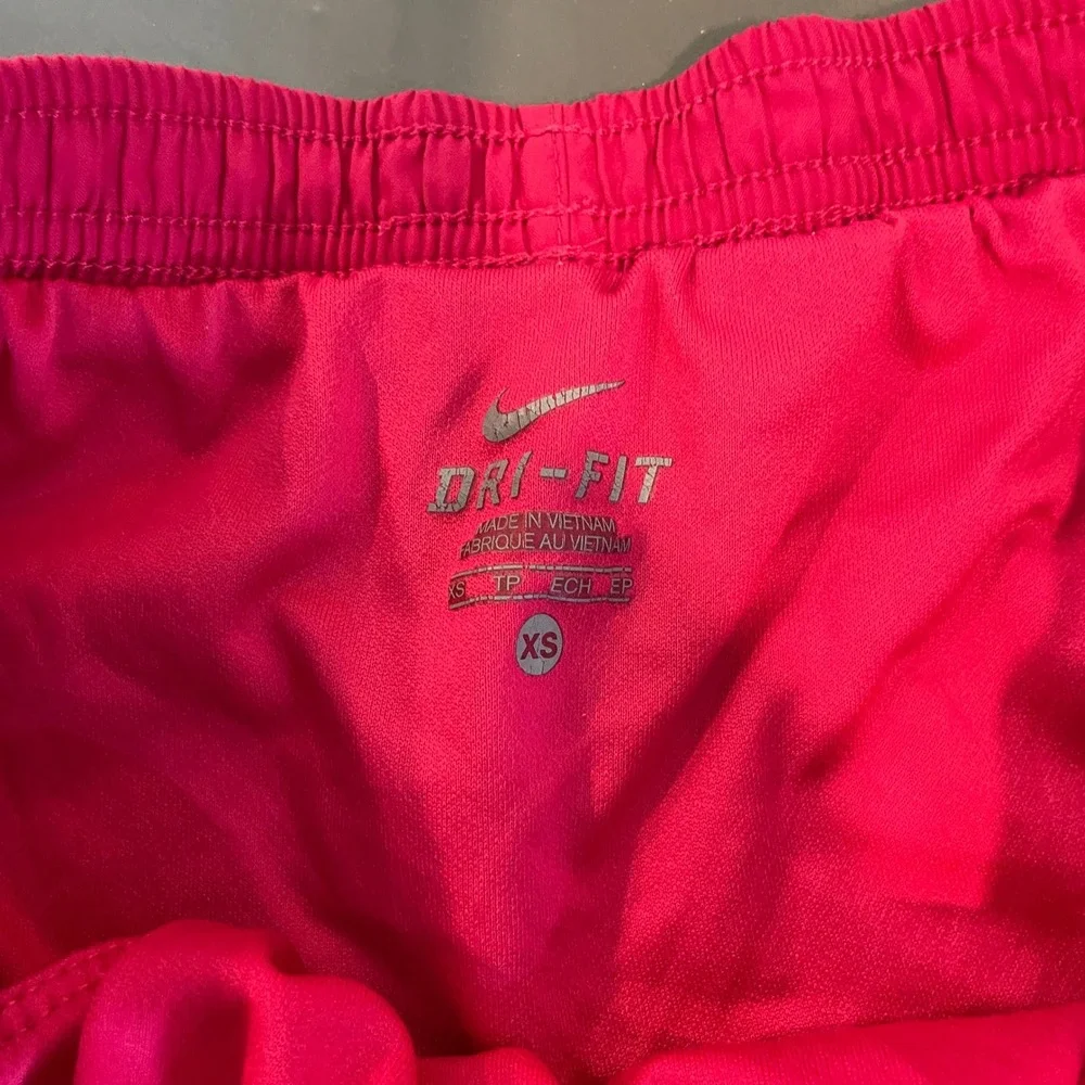 Nike Dri-FIT Womens XS Pink Gingham Trim Tempo Running Athletic Shorts 3